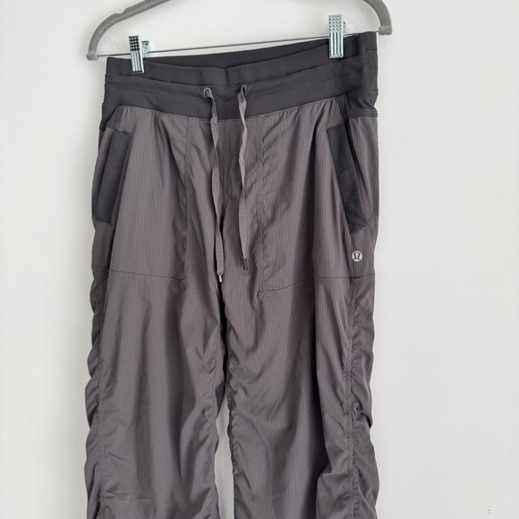 Lululemon  Womens Gray Dance Studio Pants Lined Sz 8 Stretch Active - Picture 2 of 10